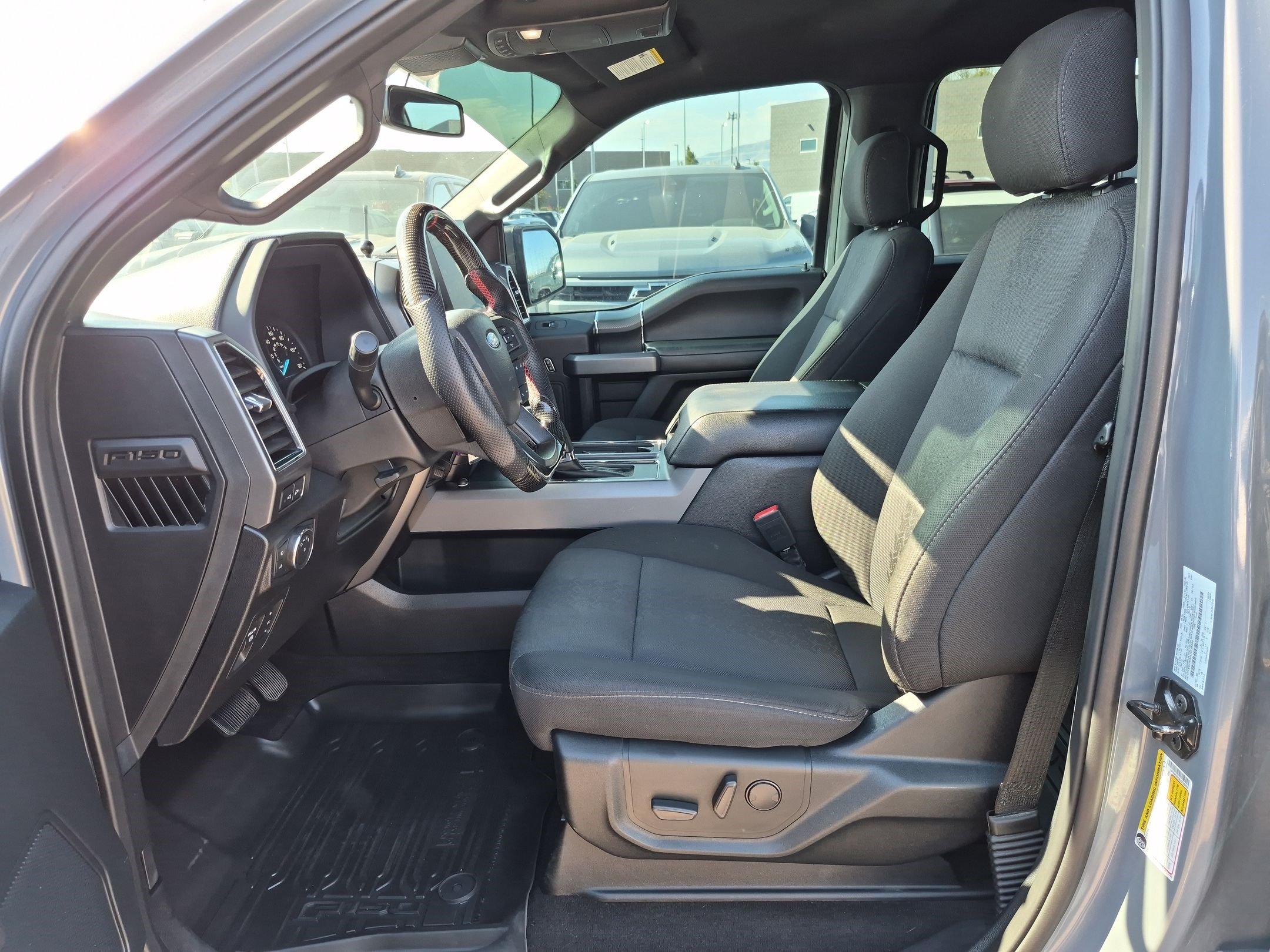 Used 2020 Ford F150 XLT w/ Equipment Group 302A Luxury AWD/4WD image 15