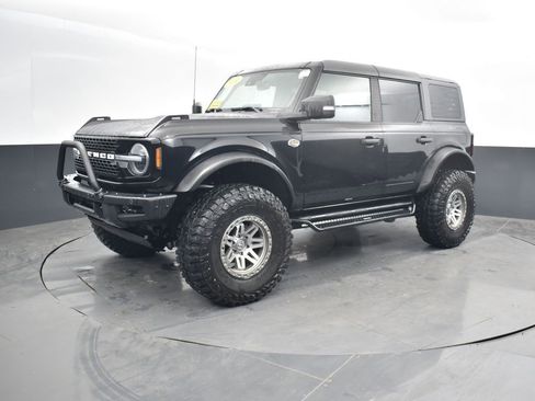 Used 2024 Ford Bronco Wildtrak image 9