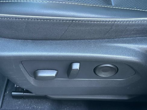 Used 2021 Buick Envision Essence FWD image 14