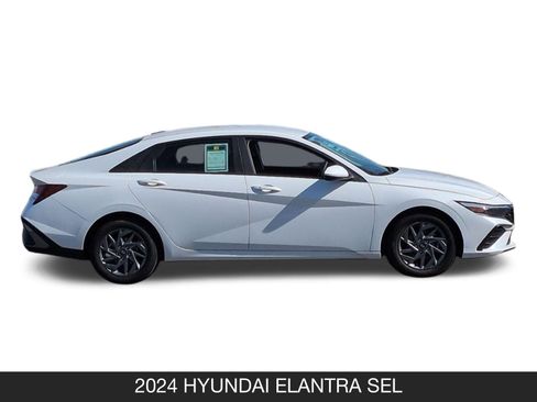 Used 2024 Hyundai Elantra SEL image 6