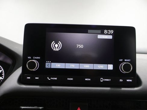 Used 2025 Honda HR-V LX image 23