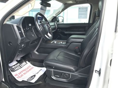 Certified 2020 Ford Expedition Platinum image 6