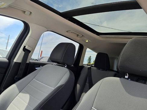 Used 2015 Ford Escape SE FWD image 17