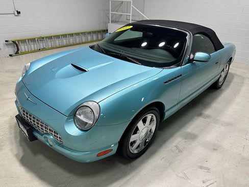 Used 2002 Ford Thunderbird image 19