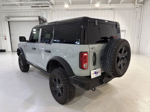 Used 2024 Ford Bronco Black Diamond AWD/4WD image 3