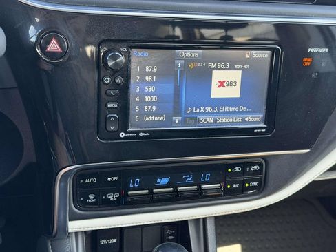 Used 2018 Toyota Corolla iM w/ All-Weather Mat Package FWD image 26