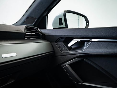 Used 2022 Audi Q3 2.0T Premium Plus image 39