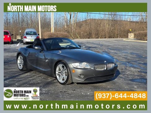 Used 2005 BMW Z4 3.0i image 1