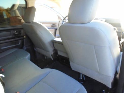 Used 2017 RAM 3500 Tradesman w/ Chrome Appearance Group image 25