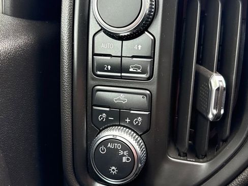 Used 2023 GMC Sierra 1500 Pro w/ Pro Value Package AWD/4WD image 21