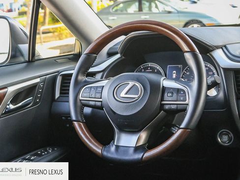 Used 2021 Lexus RX 350L Premium w/ Premium Package image 18