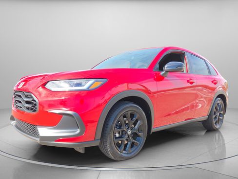 Certified 2025 Honda HR-V Sport image 2