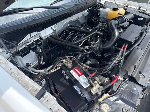 Used 2013 Ford F150 XLT w/ Luxury Equipment Group AWD/4WD image 32