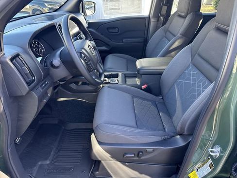 New 2026 Nissan Frontier SV w/ Tow Package AWD/4WD image 15