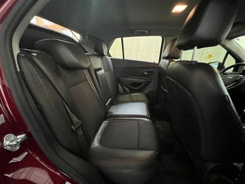 Used 2021 Chevrolet Trax LT w/ Sport Edition AWD/4WD image 26
