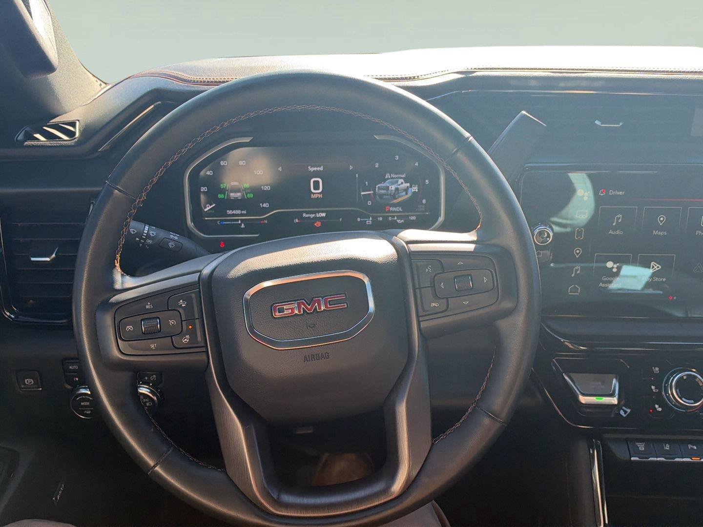Used 2024 GMC Sierra 2500 AT4 w/ Technology Package AWD/4WD image 19