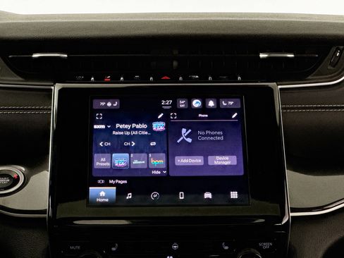 Used 2023 Jeep Grand Cherokee Altitude image 29