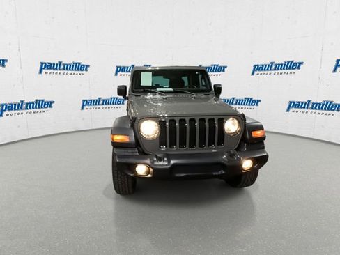 Used 2020 Jeep Wrangler Unlimited Sport AWD/4WD image 3