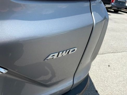 Used 2019 Honda CR-V LX image 8