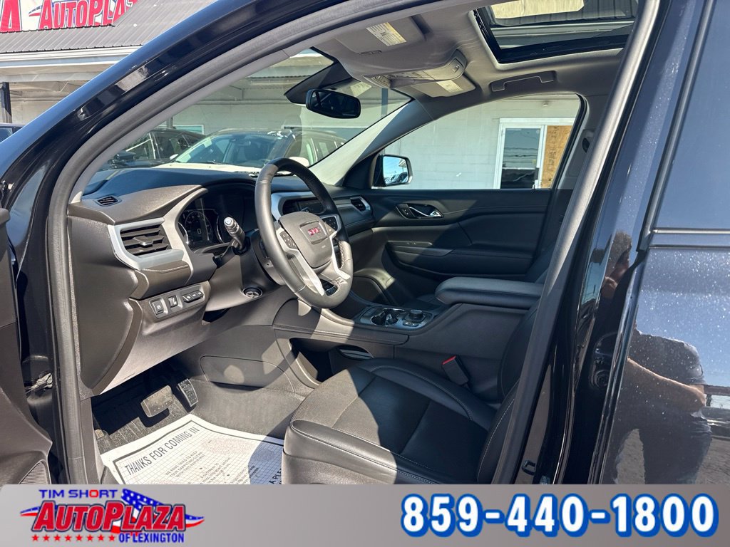 Used 2023 GMC Acadia SLT w/ Elevation Edition AWD/4WD image 9