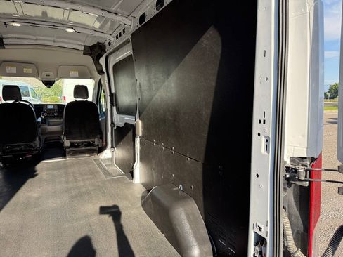 Used 2023 Ford Transit 250 Medium Roof AWD w/ Load Area Protection Package image 23