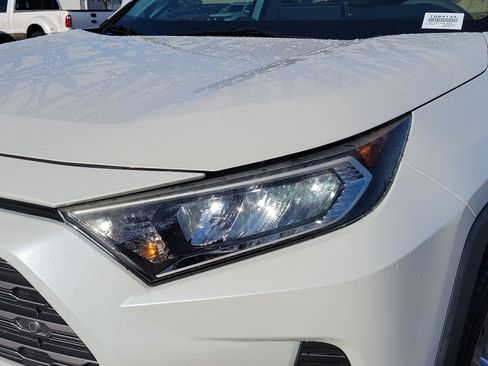 Used 2019 Toyota RAV4 Limited w/ Advanced Technology Package FWD image 10