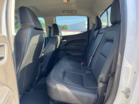 Used 2016 GMC Canyon SLT image 16