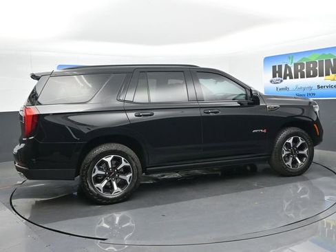Used 2025 GMC Yukon AT4 Ultimate AWD/4WD image 6
