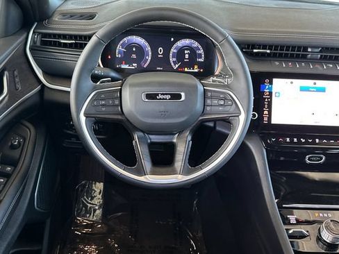 New 2026 Jeep Grand Cherokee L Limited AWD/4WD image 13