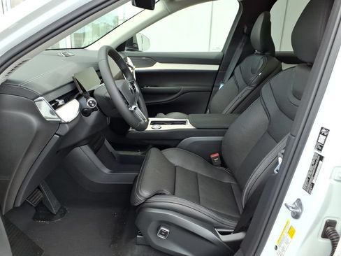 New 2026 Volvo EX90 Ultra AWD/4WD image 7