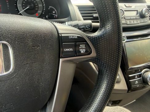 Used 2015 Honda Odyssey EX image 17