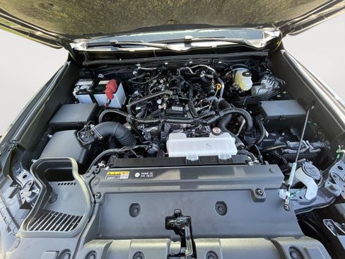 Used 2025 Toyota 4Runner TRD Sport Premium w/ Tow Technology Package AWD/4WD image 29