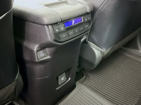 Certified 2024 Toyota Grand Highlander Platinum image 27