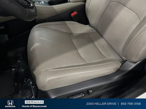Used 2020 Honda HR-V Touring image 19