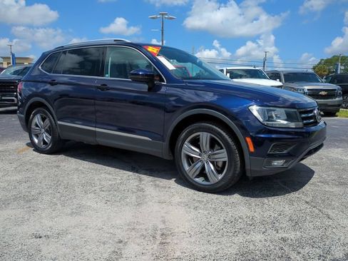 Used 2021 Volkswagen Tiguan S FWD image 2
