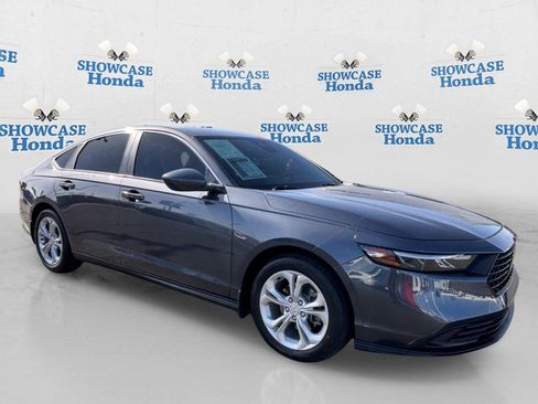 Used 2023 Honda Accord LX image 10