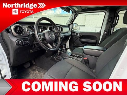 Used 2021 Jeep Gladiator Sport image 5