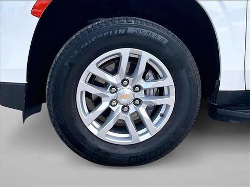 Used 2024 Chevrolet Tahoe LS w/ Driver Alert Package RWD image 10