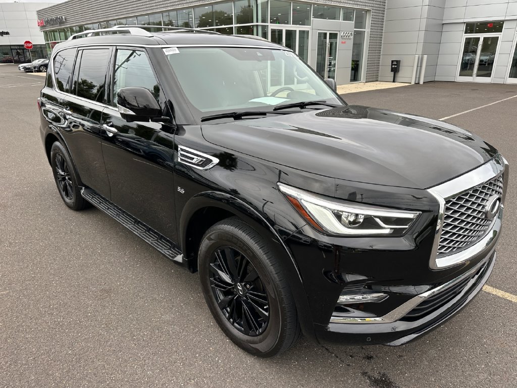 Used 2018 INFINITI QX80 4WD w/ Driver Assistance Package image 16
