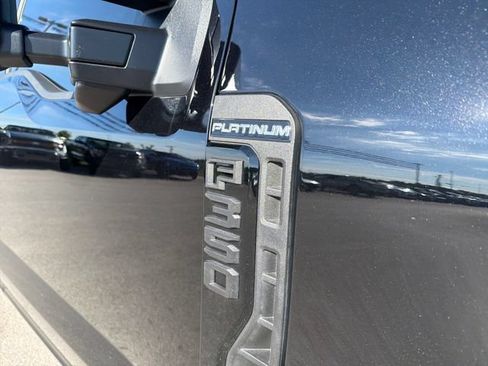 Used 2025 Ford F350 Platinum AWD/4WD image 4