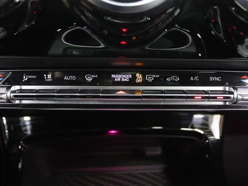 Used 2022 Mercedes-Benz CLA 250 4MATIC image 29