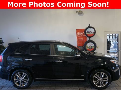 Used 2015 Kia Sorento SX image 2