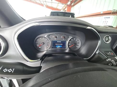 Used 2021 Chevrolet Blazer LT FWD image 3