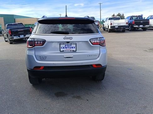 Used 2025 Jeep Compass Limited AWD/4WD image 7