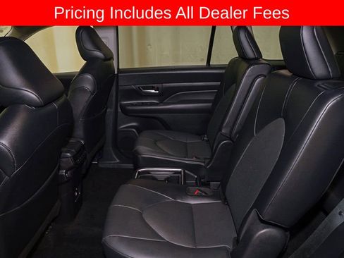 Certified 2025 Toyota Grand Highlander FWD image 10