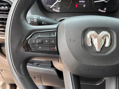 Used 2025 RAM ProMaster 2500 w/ Convenience Group FWD image 15
