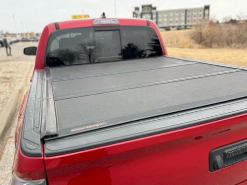 Certified 2021 Toyota Tacoma TRD Sport w/ Technology Package image 38