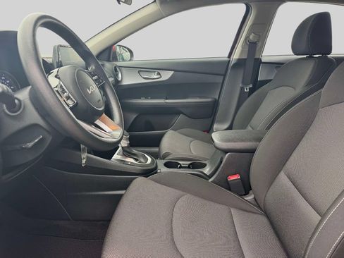Used 2022 Kia Forte LXS FWD image 13