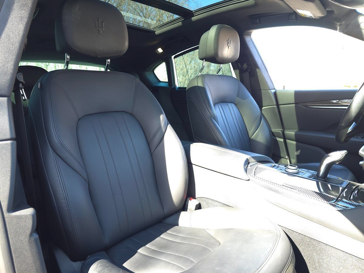 Used 2023 Maserati Levante Modena AWD/4WD image 20