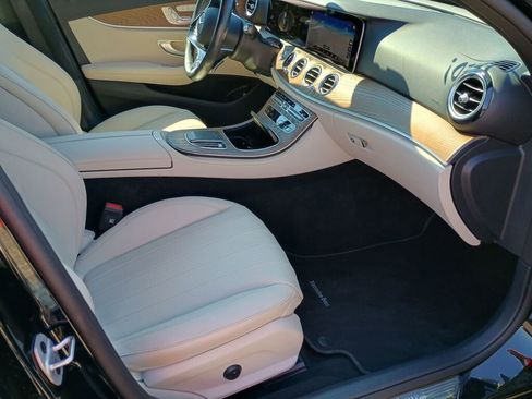 Used 2023 Mercedes-Benz E 350 4MATIC Sedan image 22